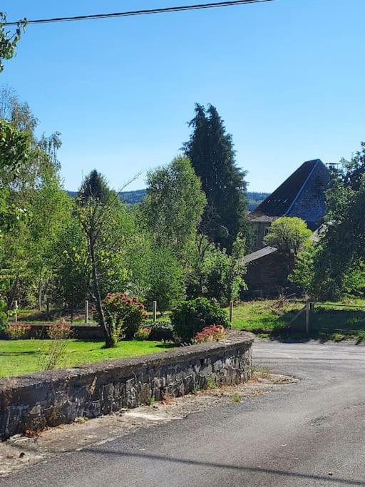 Le Courtil Gite Rural Villa Bièvre Kültér fotó